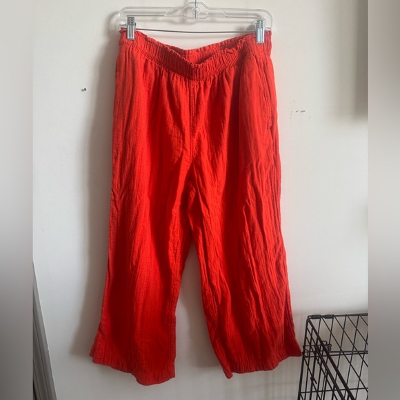 Old navy straight leg pants - Picture 1 of 3